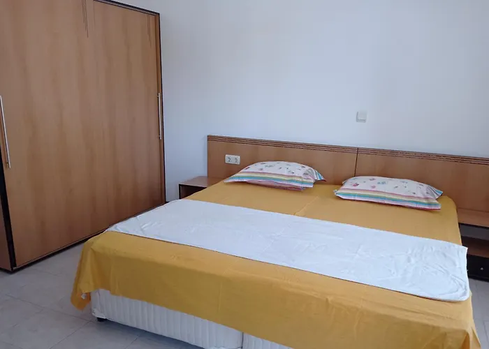 Апартамент градина *