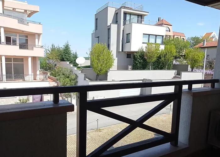 градина Черноморец